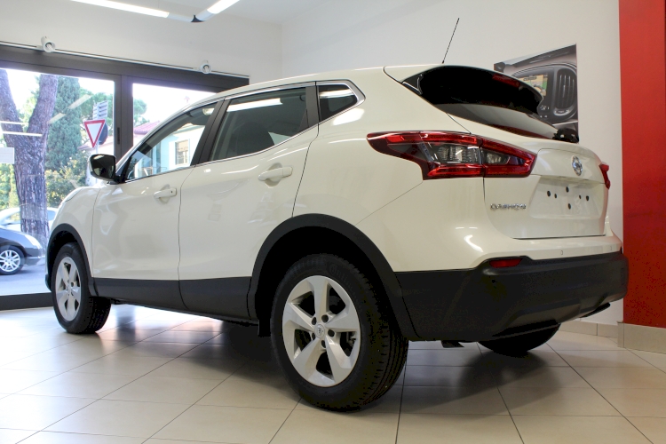 Immagine NISSAN Qashqai -  Auto 2 Effe